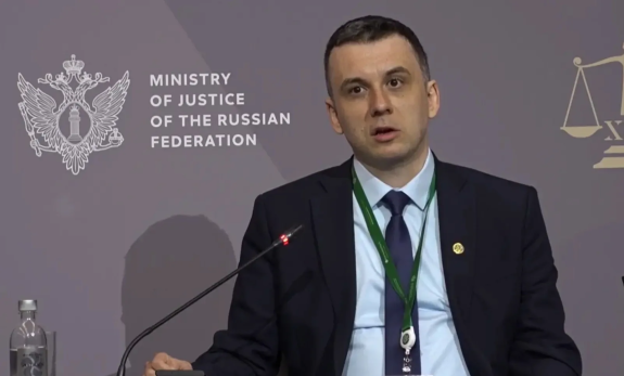 Третий день ПМЮФ-2026: адвокаты АПМО обсуждают третейские суды и архитектуру государственно-частного взаимодействия
