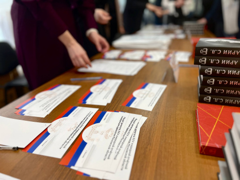 Вице-президент АПМО Светлана Володина обратилась с приветствием к участникам