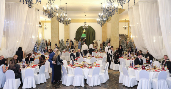 Состоялся Зимний благотворительный бал Федерального союза адвокатов России «Голос сердца»