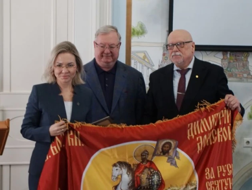 19 марта в Центре ИППО состоялось вручение благодарностей и памятных медалей представителям государственных и общественных организаций «За личный вклад укрепление воинских, патриотических и духовных традиций Российской Федерации».