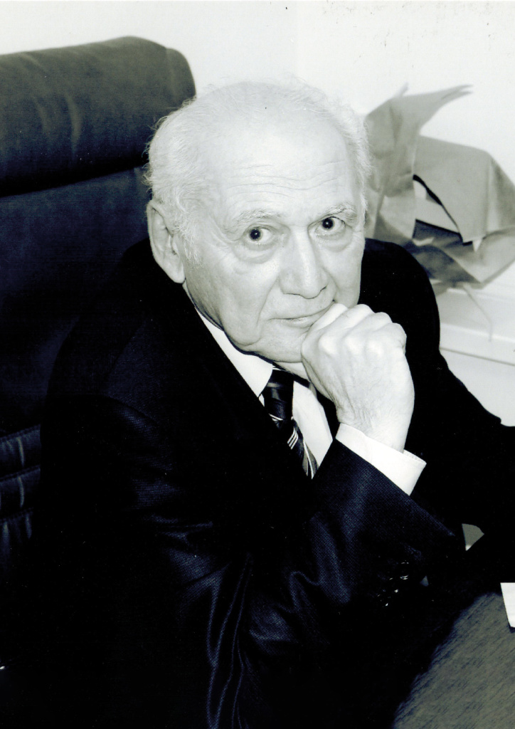 Administr_0105.jpg